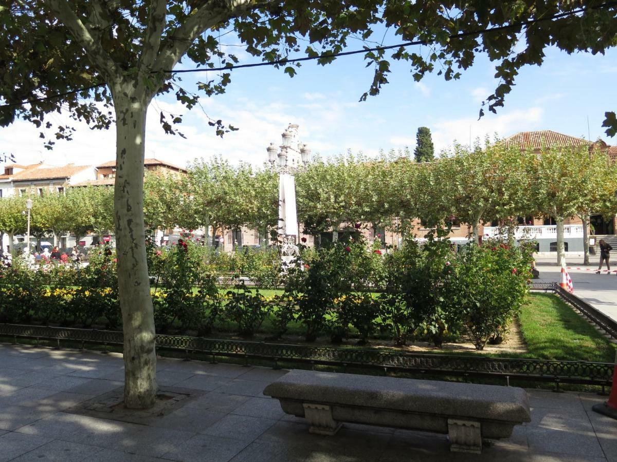 La Casa Tahona Plaza De Cervantes Alcalá de Henares Buitenkant foto